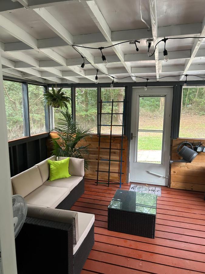 Serene Retreat! 420 Friendly In Designated Area, 3 Minutes To Downtown 리치먼드 외부 사진