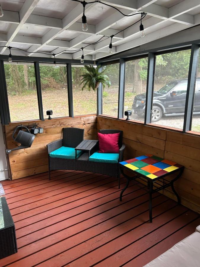 Serene Retreat! 420 Friendly In Designated Area, 3 Minutes To Downtown 리치먼드 외부 사진